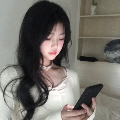 左撇子女孩